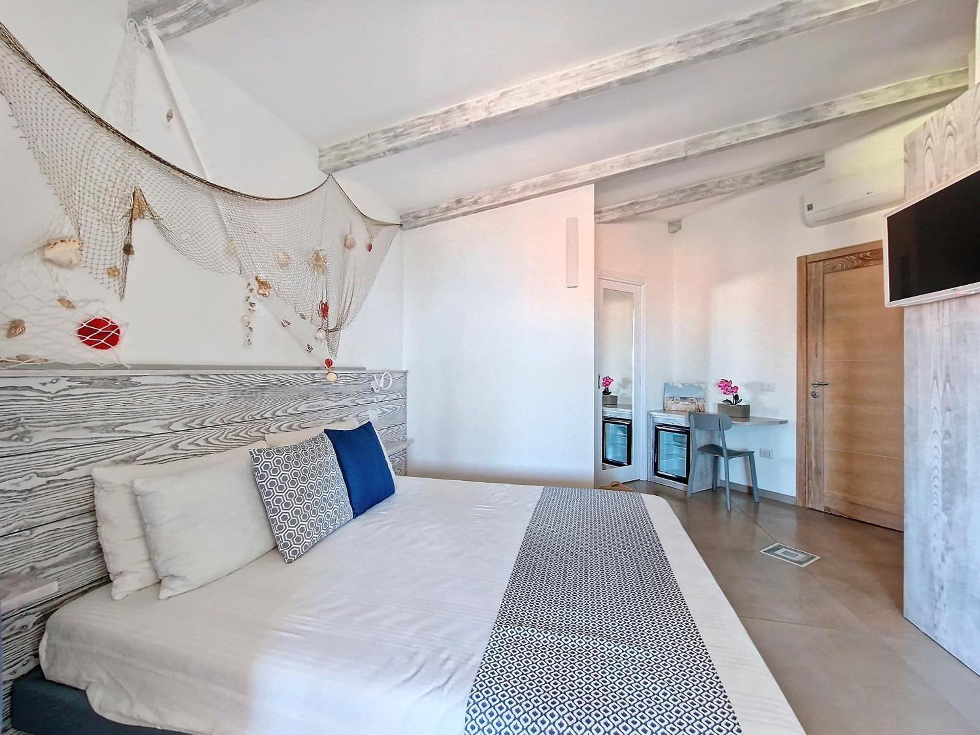 L'Onda Marina Hotell Castelsardo Eksteriør bilde